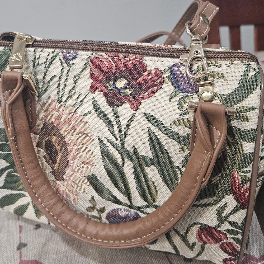 handbag - Picture 2 of 4